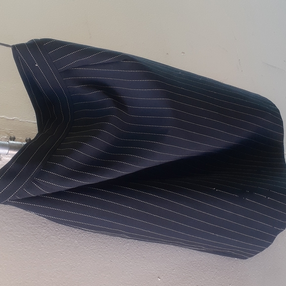 Alan Paige Black Pinstripe Mini Skirt Suit size M - Picture 13 of 17